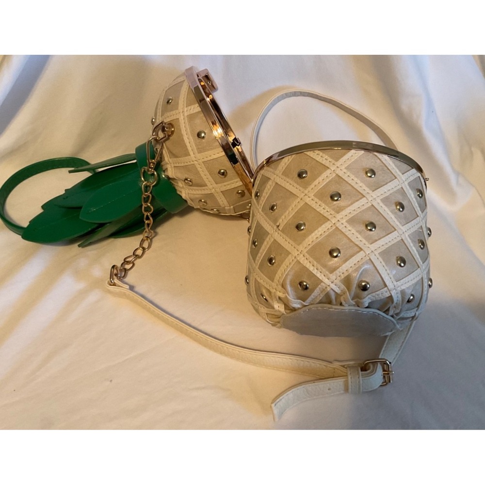 Beach TROPICAL VACAY Tan PINEAPPLE Crossbody Purse Handbag CUTE STATEMENT PIECE! - Picture 3 of 8